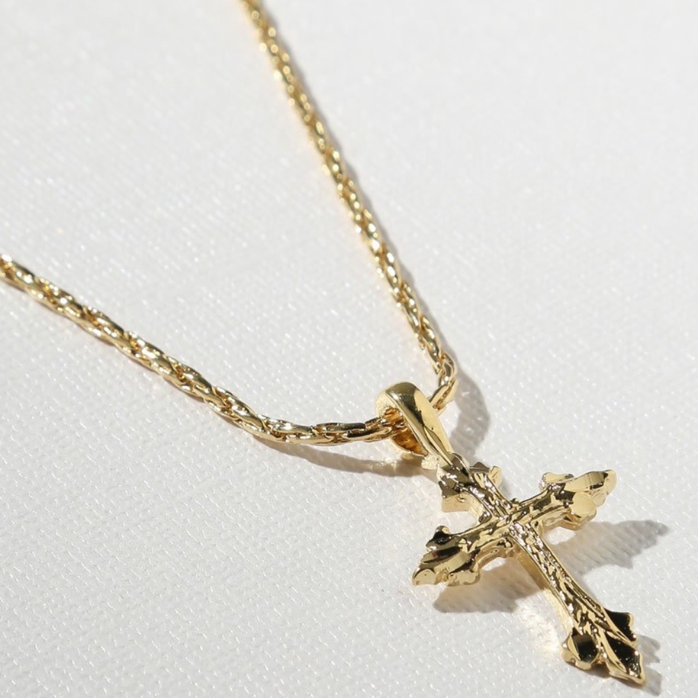 New Vanessa Mooney GOLD ANASTASIA CROSS NECKLACE